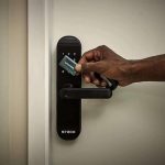 Steck, Fechadura Digital Inteligente Smarteck, com Biometria