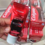 Creme Dental Clareador Colgate Luminous White Carvão Ativado 70g